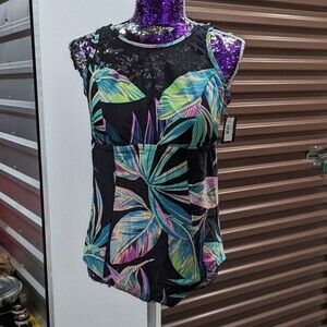 Torrid NWT 0x Wireless Black and Tropical Pattern One Piece Swimsuit